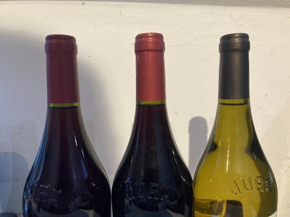 Ouill&eacute; Savagnin 2020 - La Marcette Ploussard 2022 - Pepin Rouge Trousseau/Pinot Noir 2022 Kevin Bouillet, ARBOIS