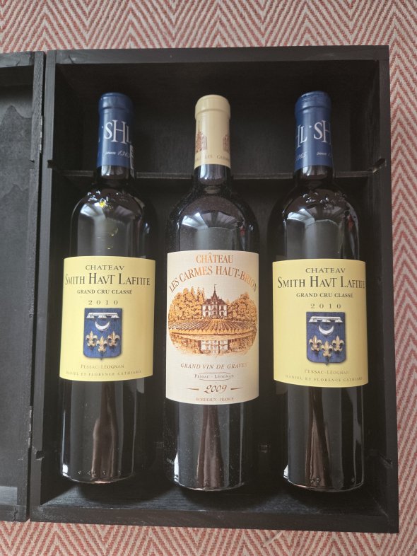 Pessac-Leognan Trio, 2x Smith Haut Lafitte 2010 and Carmes Haut brion 2009