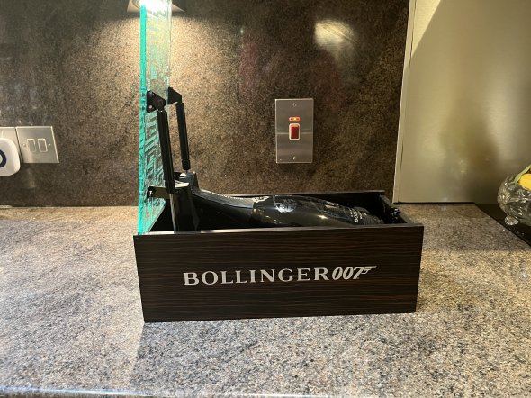 Bollinger 007 Limited Edition Millesime 2011