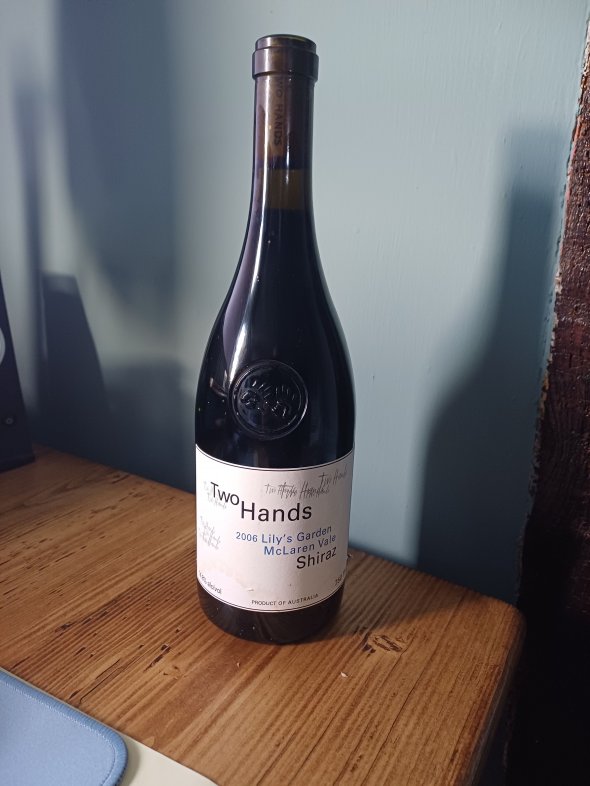 Two Hands, Lily's Garden Shiraz, McLaren Vale
