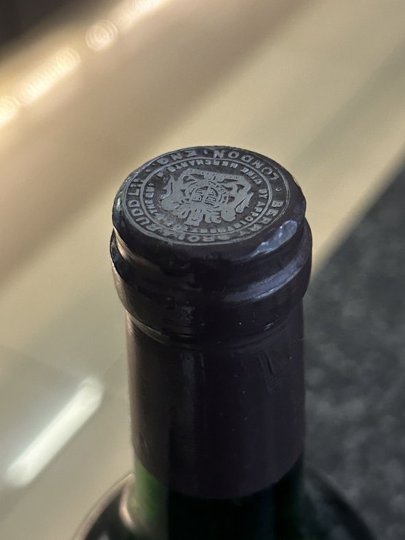 Chateau le Roc 1981 and Claret Bordeaux 1989