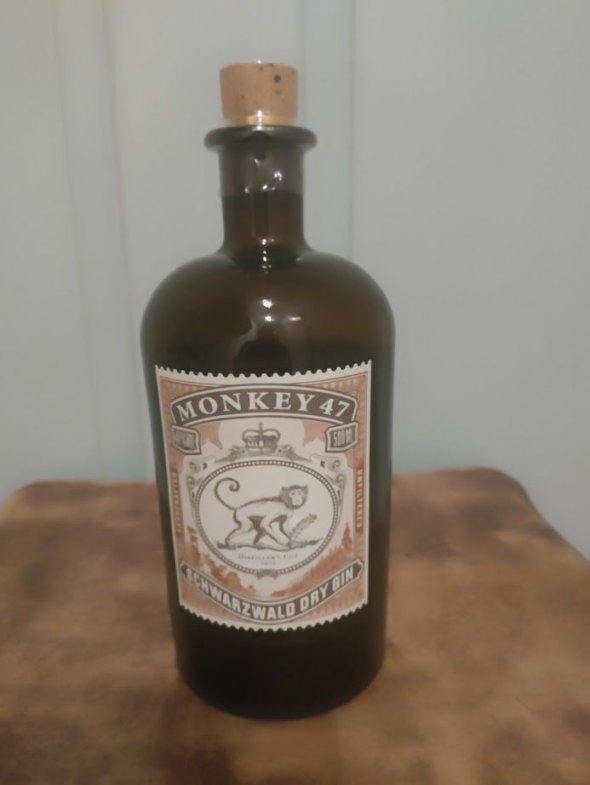 Schwarzard Distillers, Monkey 47 Gin