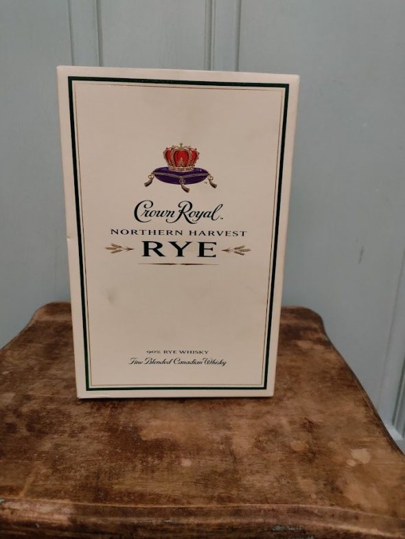Crown Royal, Blended 90% Rye Northern Harvest