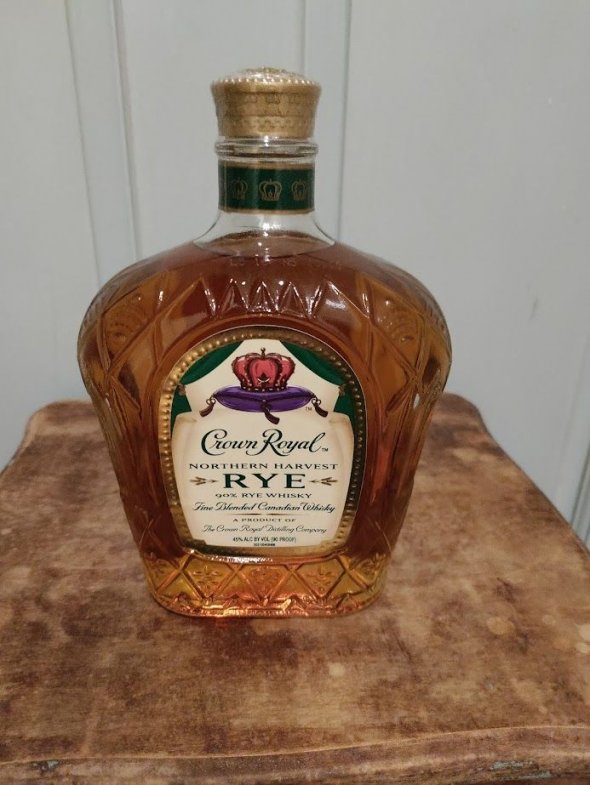 Crown Royal, Blended 90% Rye Northern Harvest