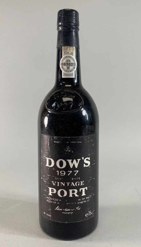 DOW's 1977 Silver Jubilee Vintage Port