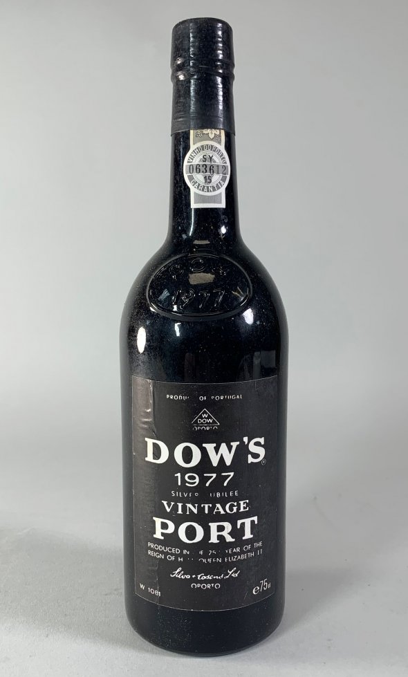 DOW's 1977 Silver Jubilee Vintage Port
