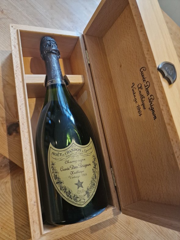 Dom Perignon, Oenotheque