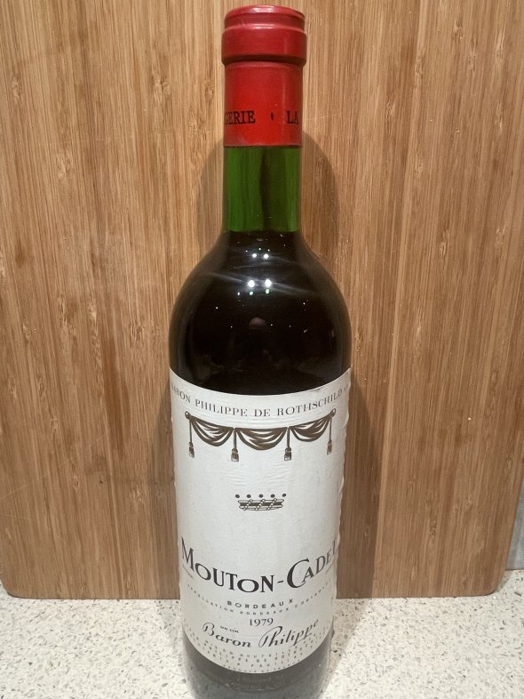 Mouton Cadet, Bordeaux