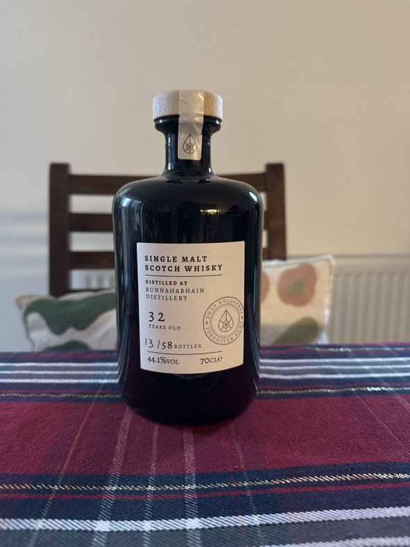 Bunnahabhain 32 years old limited bottling