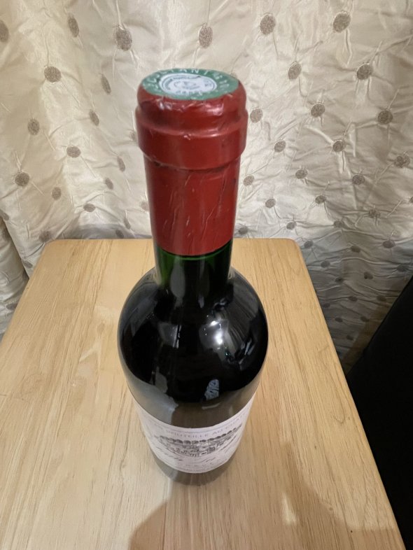 Ch&acirc;teau la Cap&egrave;re, Graves. 1985