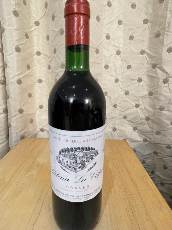 Ch&acirc;teau la Cap&egrave;re, Graves. 1985