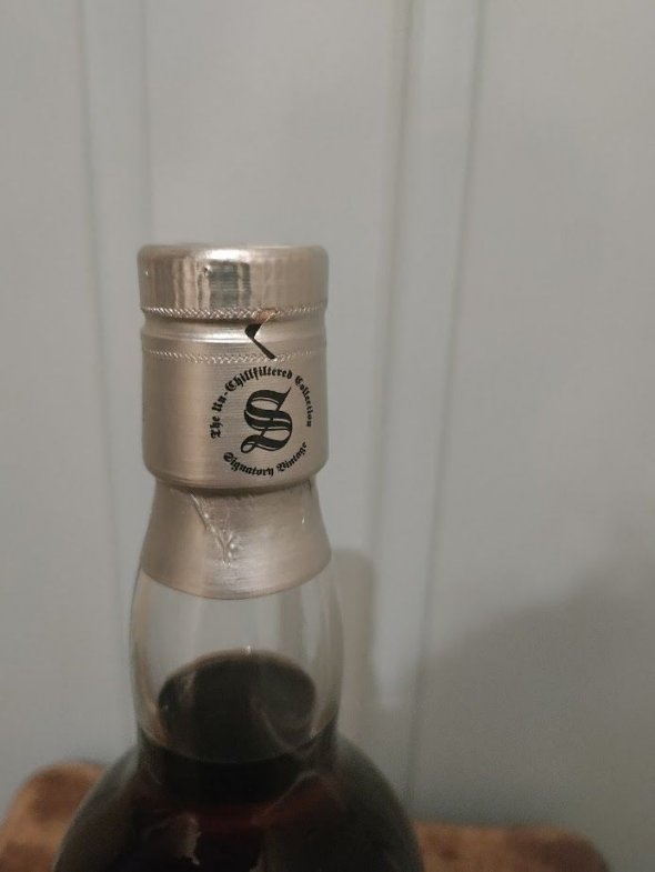 Highland Park (Signatory Vintage), Island Single Malt, Aged 21 years - Limited Edition