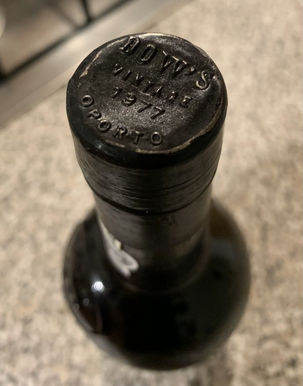 1977 DOW S Silver Jubilee Vintage Port