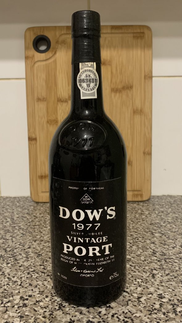 1977 DOW S Silver Jubilee Vintage Port