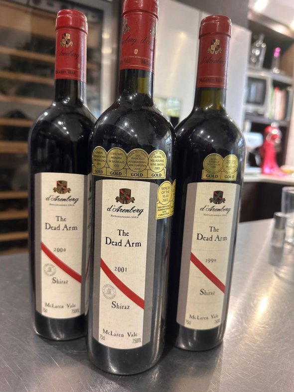 d'Arenberg, The Dead Arm Shiraz vertical McLaren Vale 