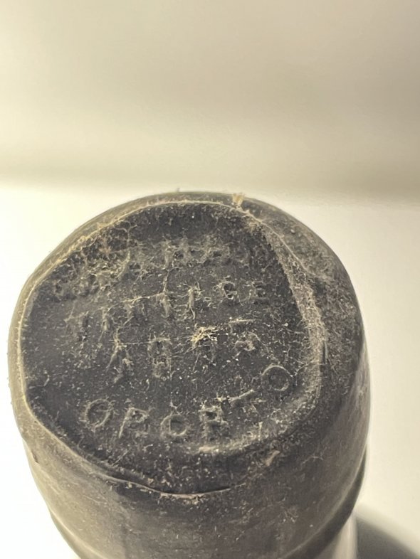 (The LEGENDARY) Grahams Vintage Port 96 POINTS - Robert Parker 