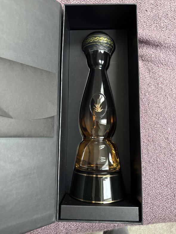 Tequila Clase Azul Gold