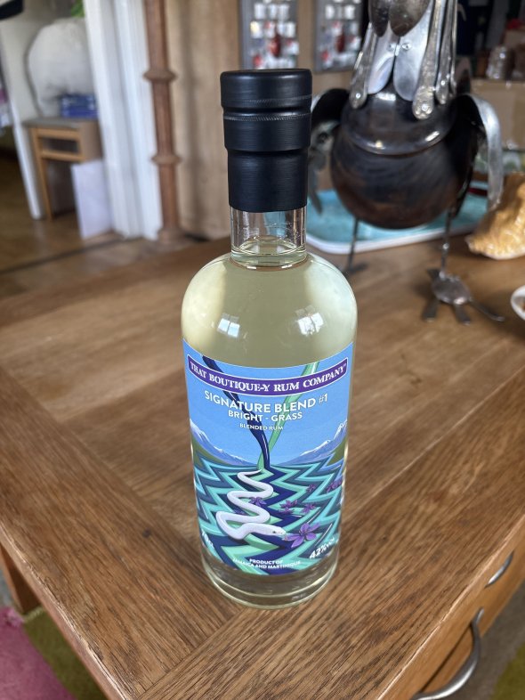 Signature blend #1 bright grass blended rum