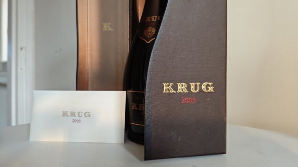 Krug, Vintage Brut, in elegant display case.