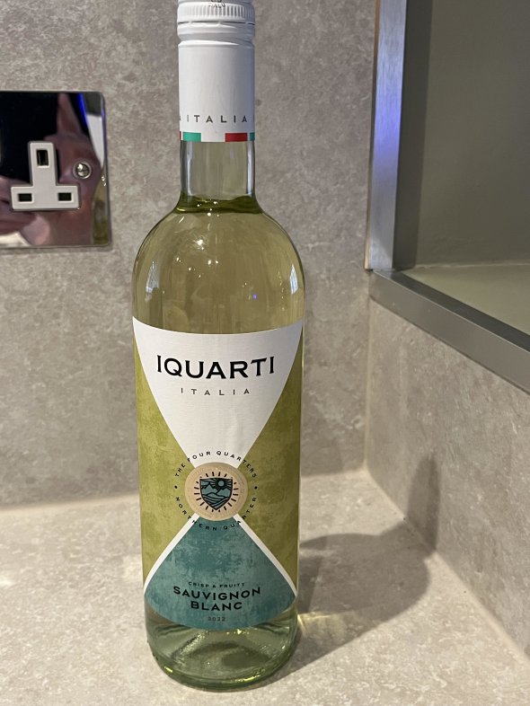 IQUARTI SAUVIGNON BLANC