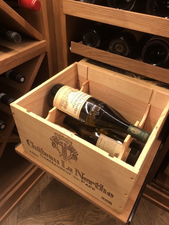 Chateau La Nerthe, Chateauneuf-du-Pape, Beauvenir Blanc