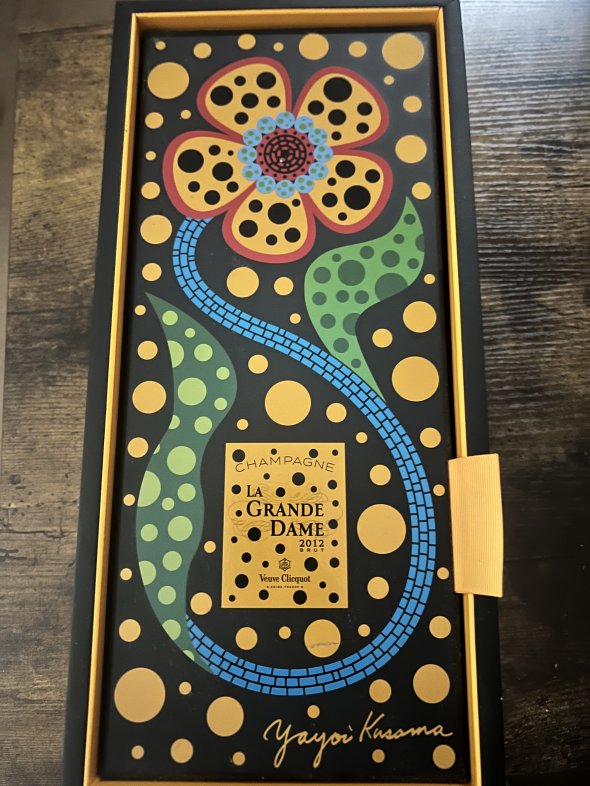 Veuve Clicquot, La Grande Dame x Yayoi Kusama