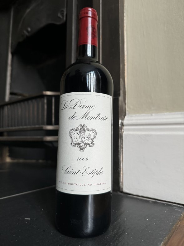 La Dame de Montrose, Saint-Estephe