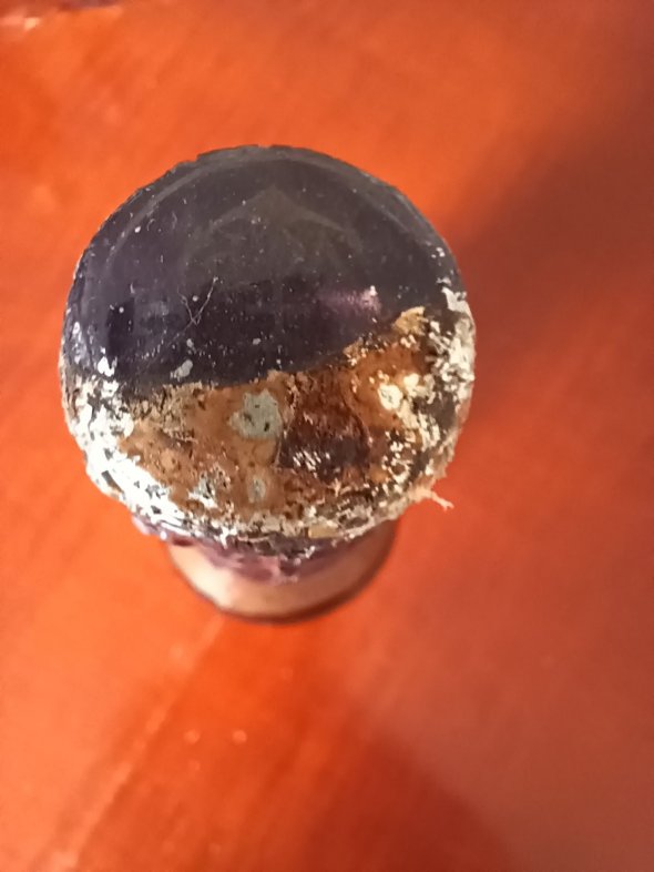 Velvet Cliquot Ponsardin Champagne 