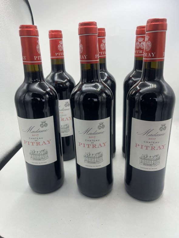 Madame, Chateau de Pitray, Castillon-Cotes de Bordeaux 2017