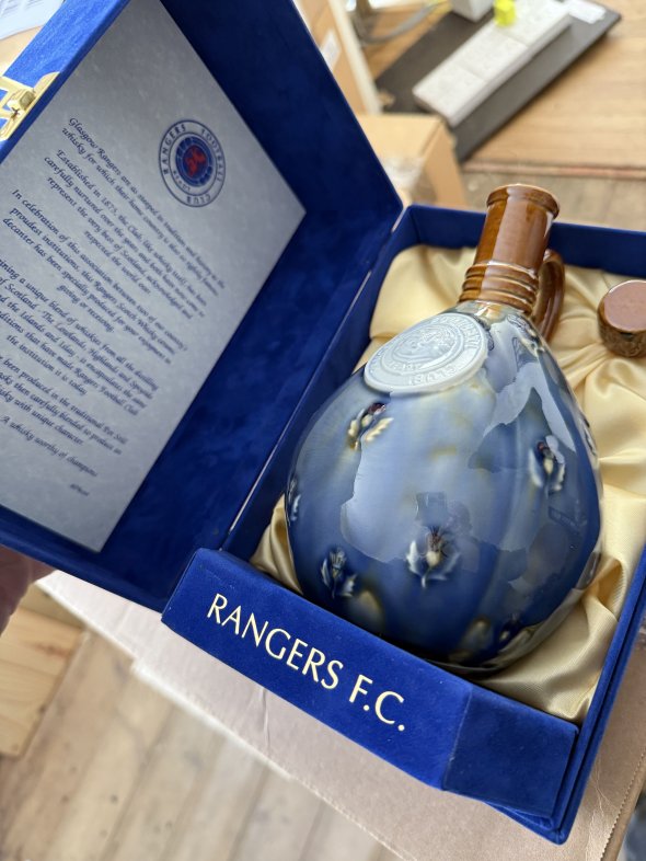 Rangers FC whisky commemorative decanter box