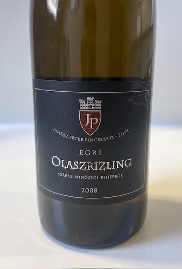 Juh&aacute;sz P&eacute;ter Pinc&eacute;szete, Egri Olaszrizling