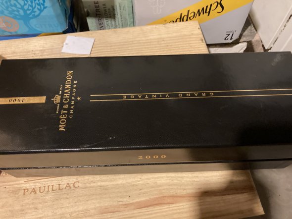 Moet & Chandon, Imperial Grand Vintage 2000
