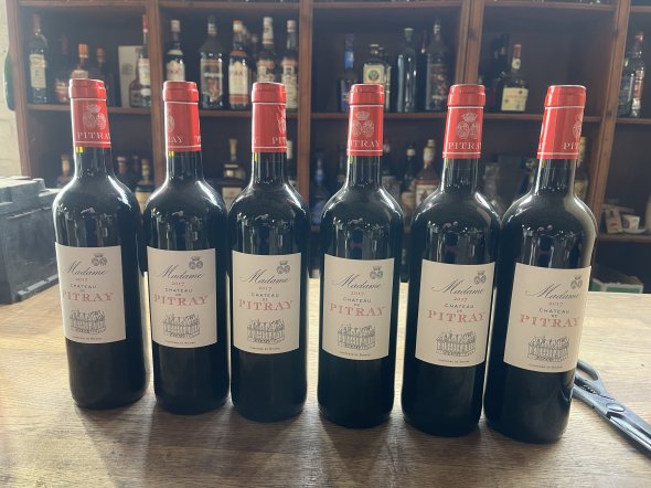 Madame, Chateau de Pitray, Castillon-Cotes de Bordeaux 2017 
