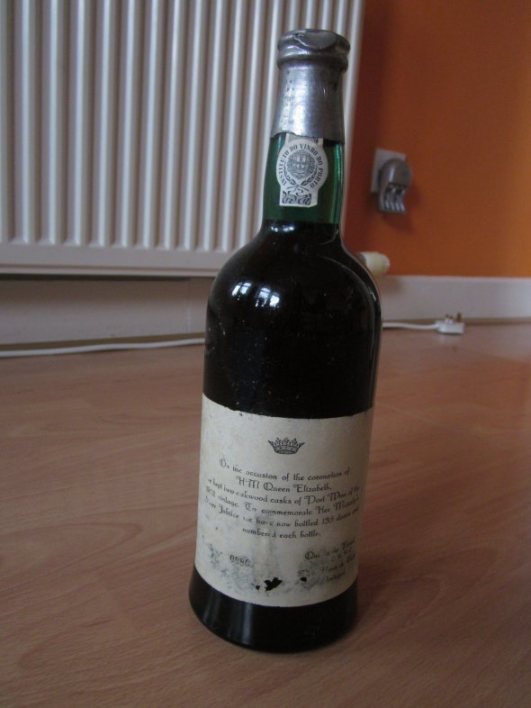 Quinta do Noval Tawny Port Rare 1952 Silver Jubilee Elizabeth II Ltd. Edition