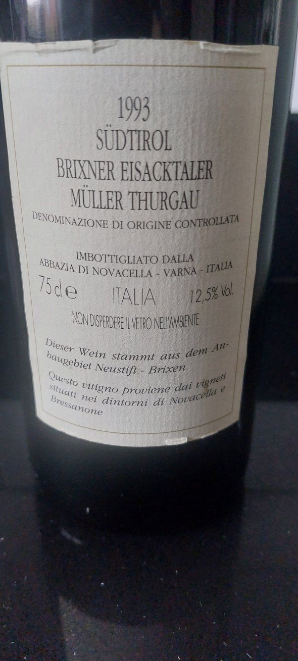Abbazia Di Novacella Stiftskellerei Neustift Muller Thurgau