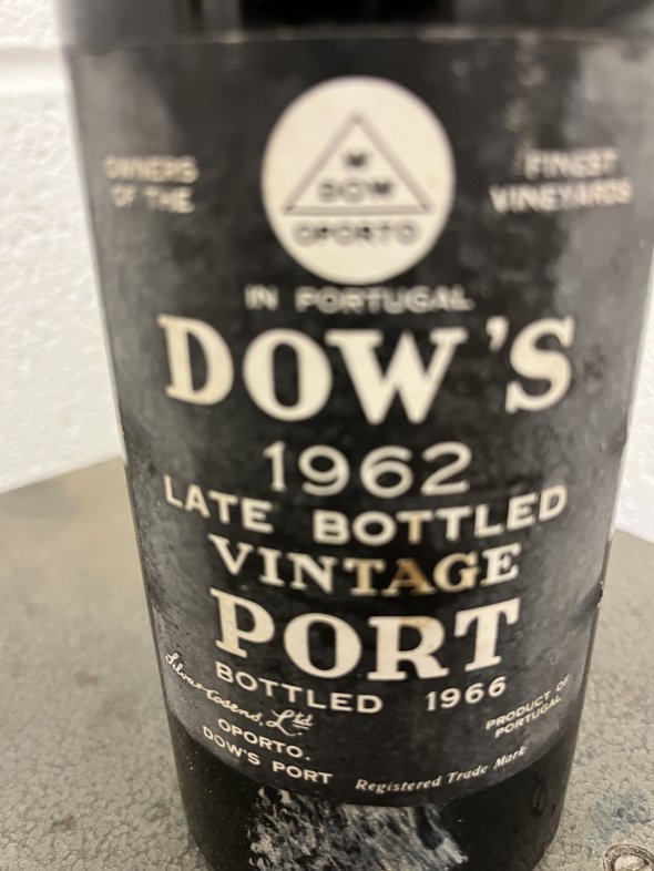 Dow's 1962 Late Bottled Vintage Port 