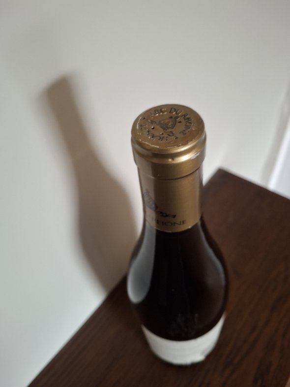 Cave Lavau, Chateauneuf du Pape, Arc du Rhone