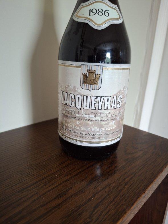 UV de Vacqueyras, Vacqueyras