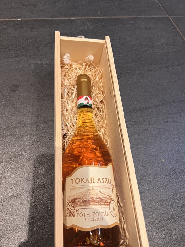 Tokaji Aszu 6 puttonyos T&ograve;th Zolt&agrave;n