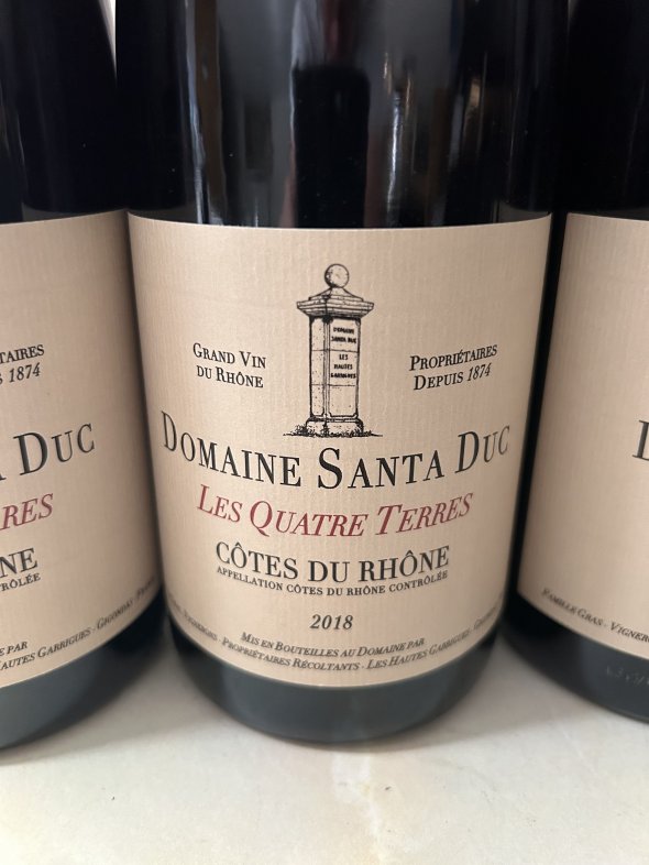 C&ocirc;tes du Rh&ocirc;ne Rouge  Les Quatre Terres  Santa Duc 