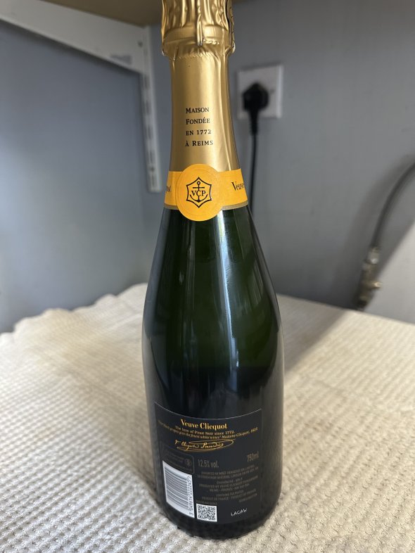 Veuve Clicquot, Yellow Label Brut