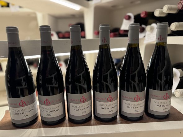 C&ocirc;te de Nuits-Villages Clos du Chapeau, Domaine de l'Arlot