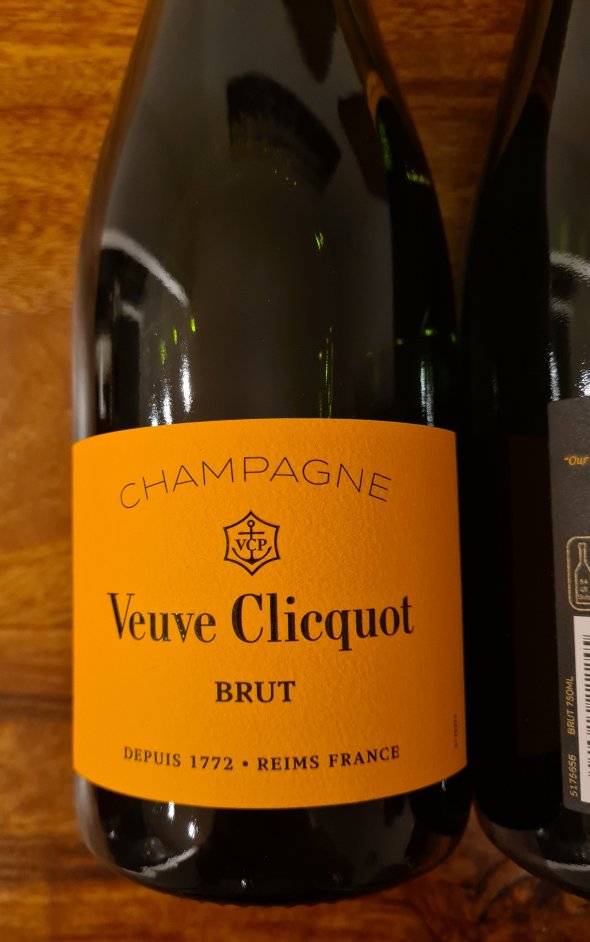 Veuve Clicquot, Yellow Label Brut