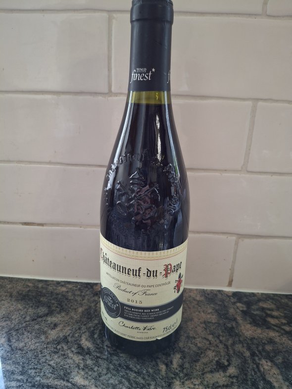 Caves Saint Pierre, Chateauneuf du Pape 