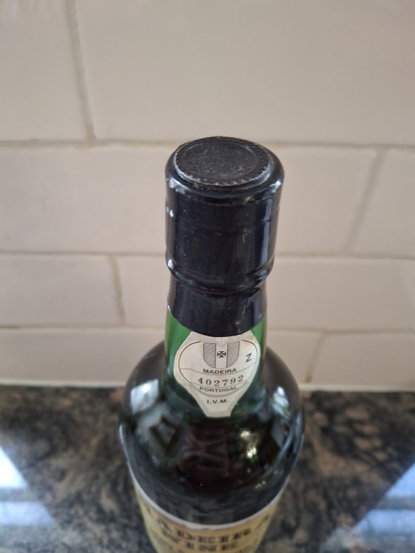 Medium Sweet Madeira, J. Faria