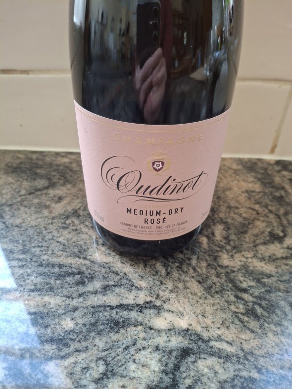 Oudinot, Medium Dry Rose Champagne 