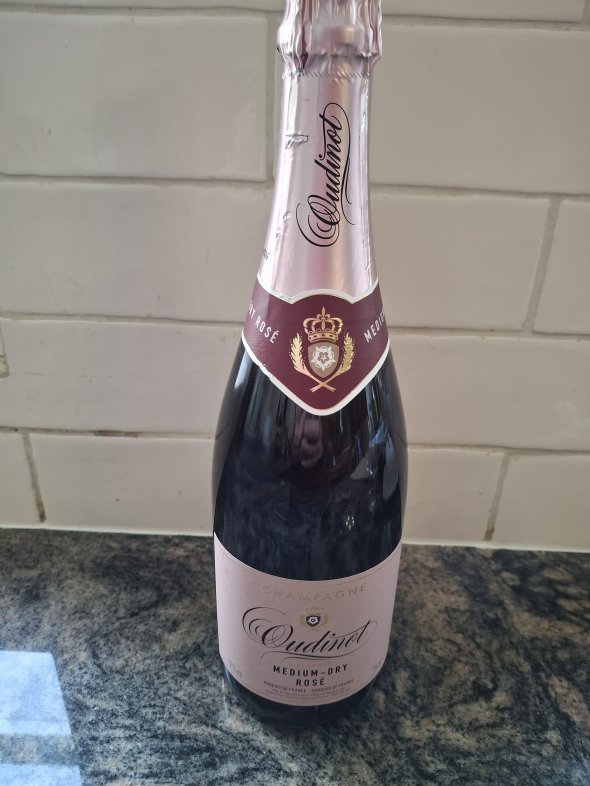 Oudinot, Medium Dry Rose Champagne 