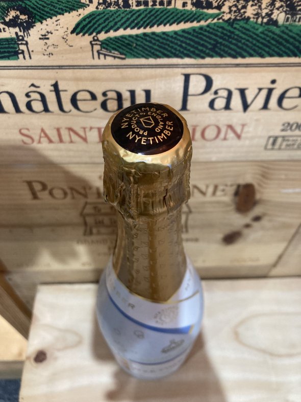 Nyetimber, Classic Cuvee, Plantium Jubilee Limited Edition , England