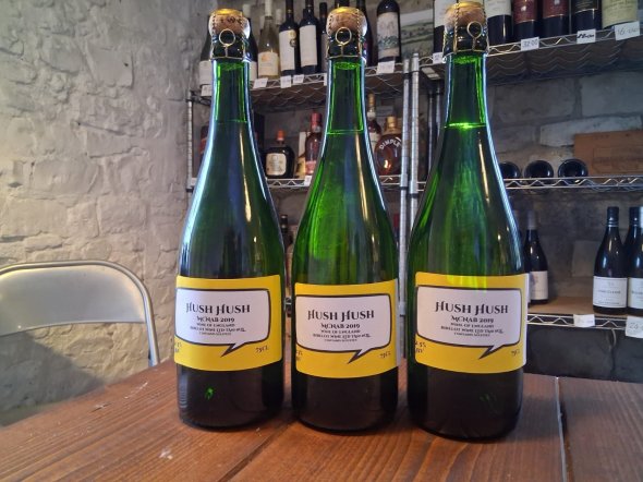 Hush Hush McNab 2019. Sparkling Wine of England