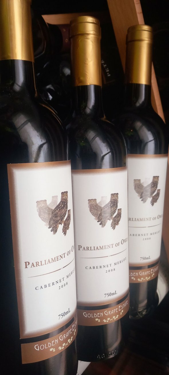 Golden Grape Estate, Parliament of Owls